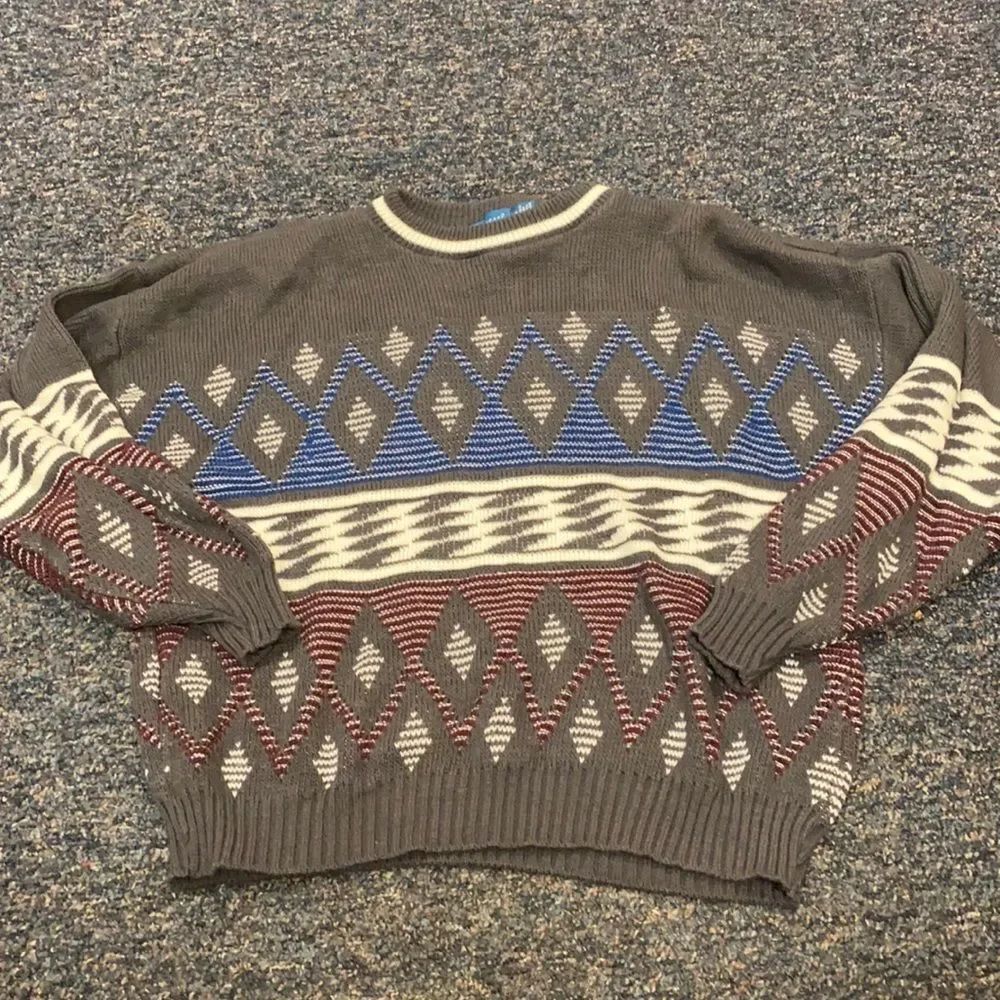 Towncraft Gray Pattern Sweater sz. XL